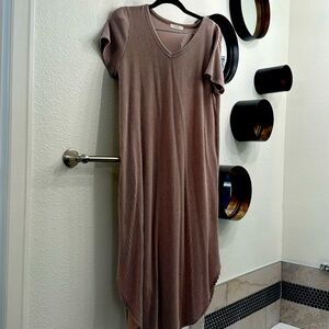 Tres Bien casual loose fitting floor length dress